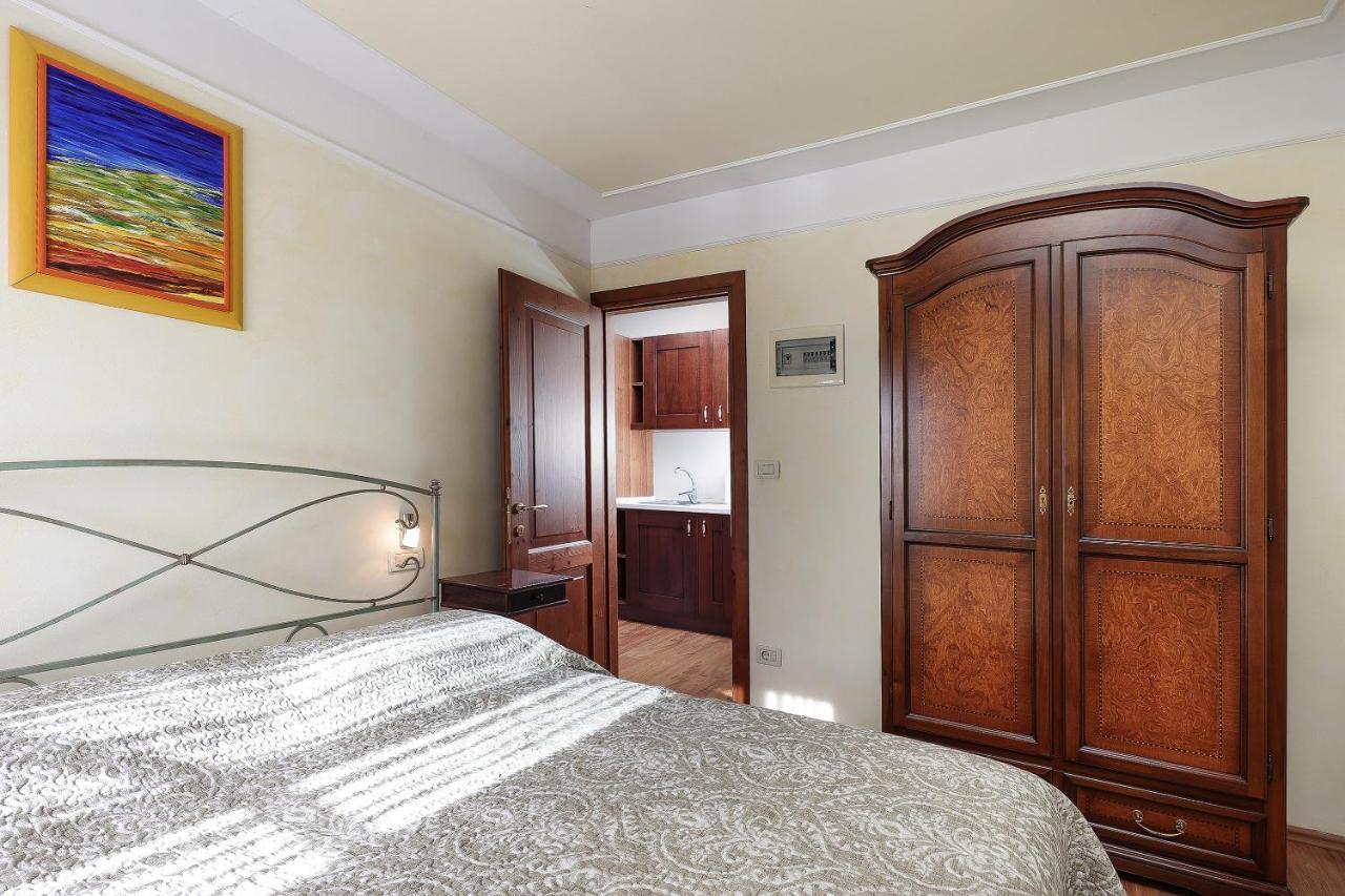 Casa Rustica Dva Baladura Apartments Kanfanar Kültér fotó