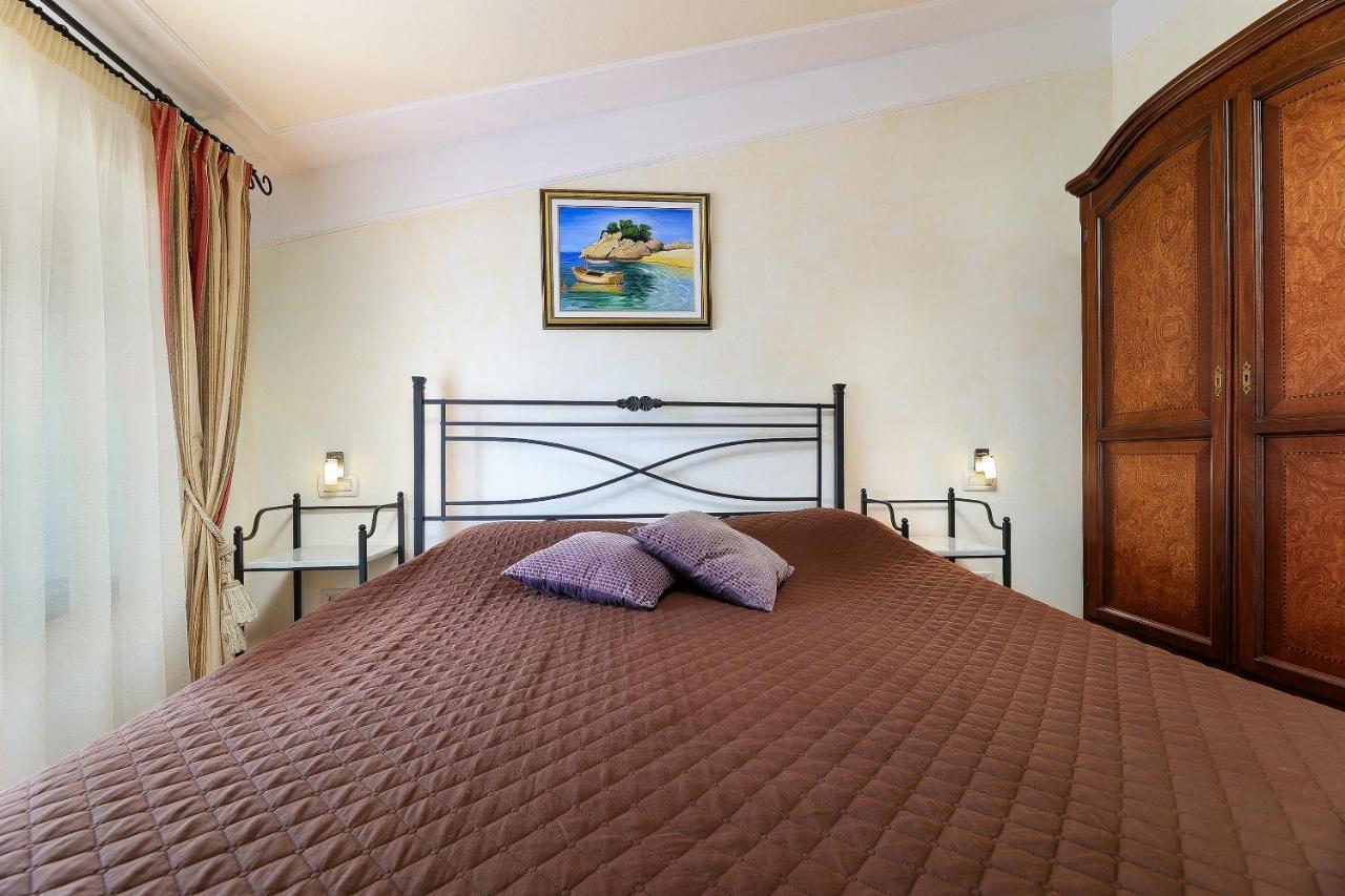 Casa Rustica Dva Baladura Apartments Kanfanar Kültér fotó